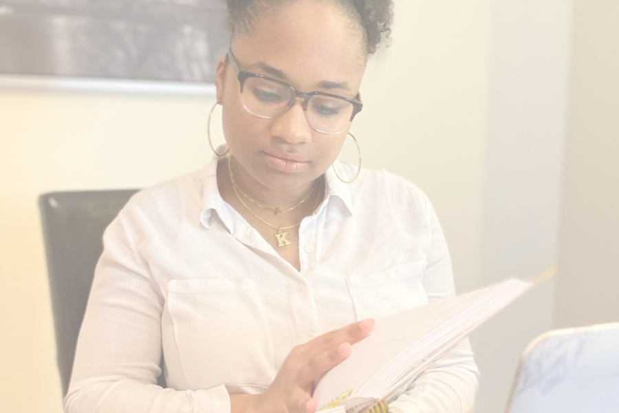 BACK TO SCHOOL CHECKLIST FOR THE BUSY MOM